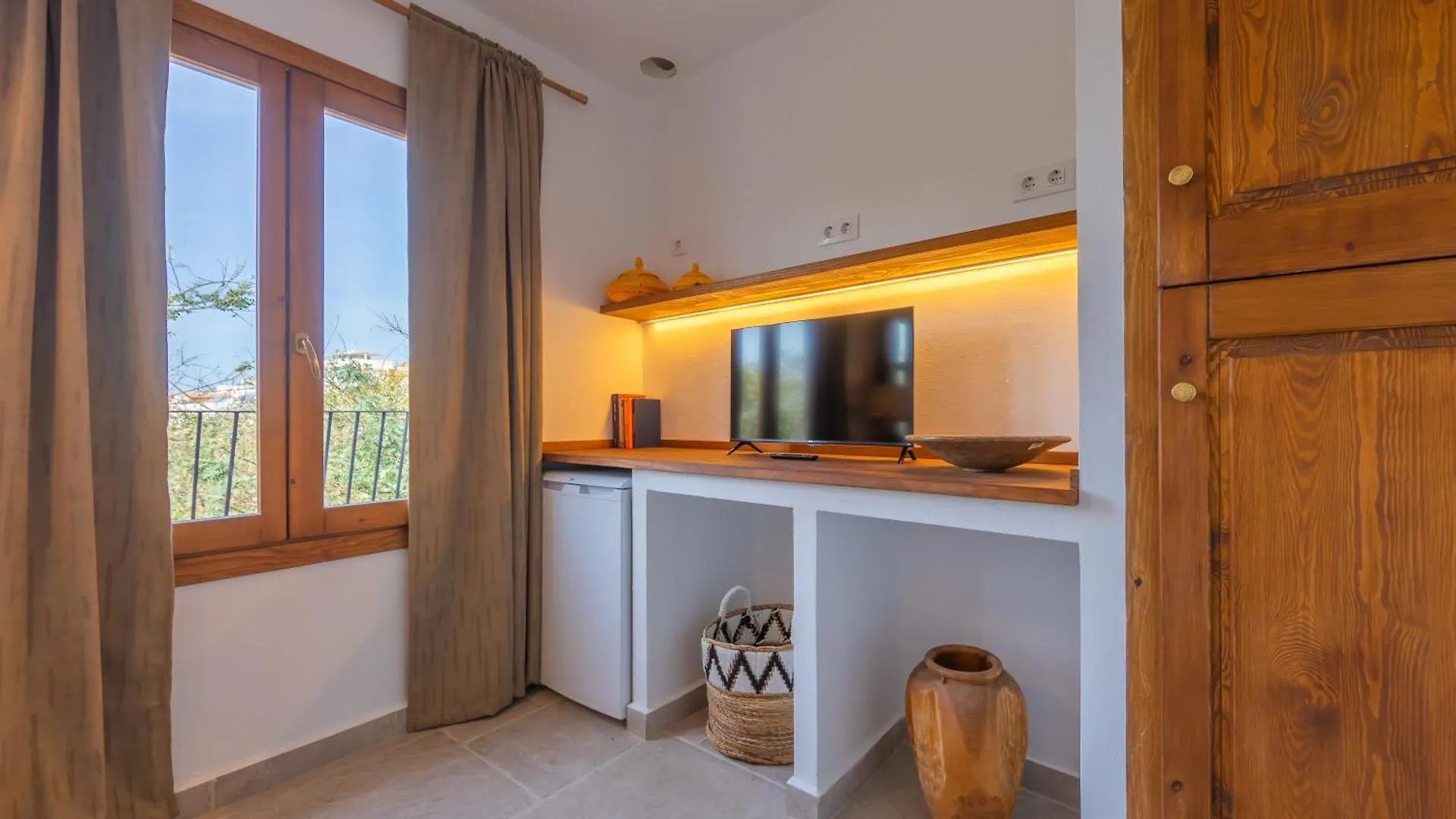 Atico De Aqui No Me Muevo Apartamento Tarifa