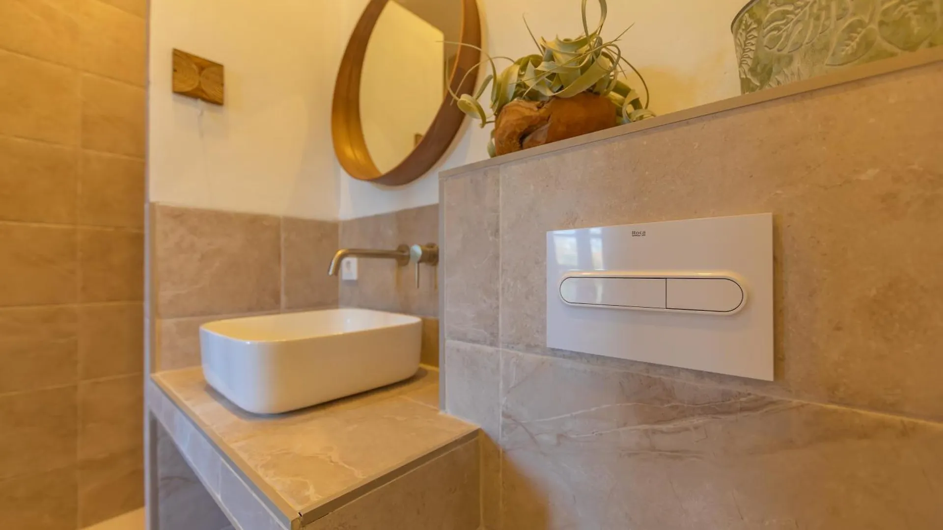 Atico De Aqui No Me Muevo Apartamento Tarifa