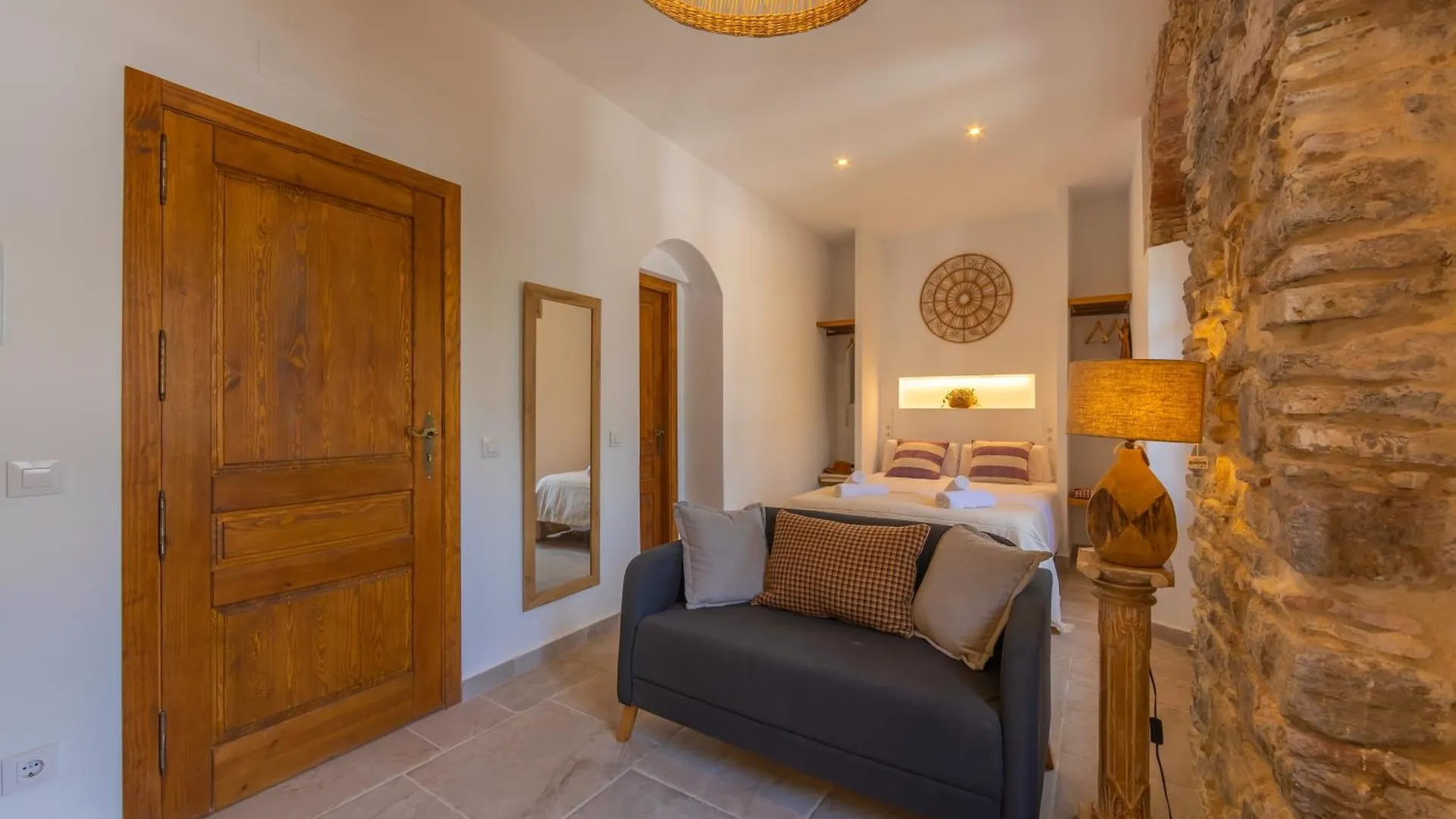 Atico De Aqui No Me Muevo Apartamento Tarifa