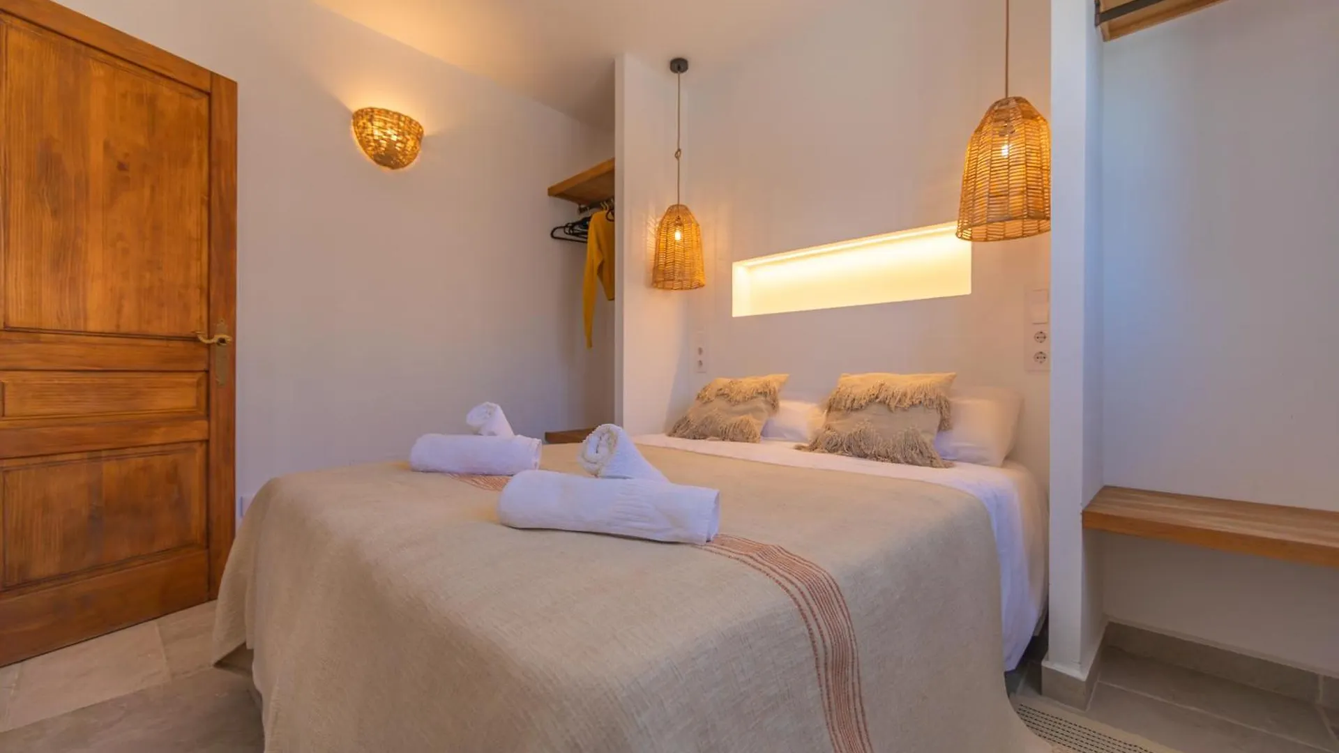 Atico De Aqui No Me Muevo Apartamento Tarifa