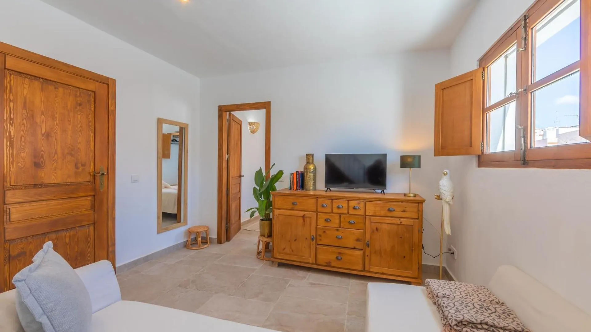 Atico De Aqui No Me Muevo Apartamento Tarifa