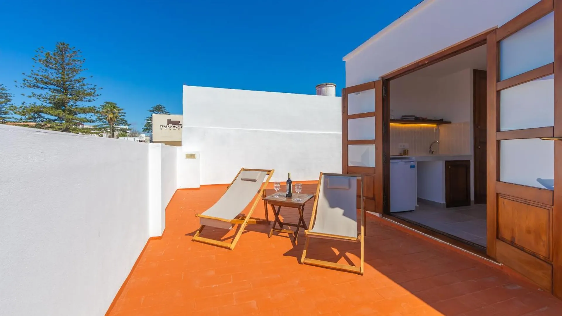 Atico De Aqui No Me Muevo Apartamento Tarifa